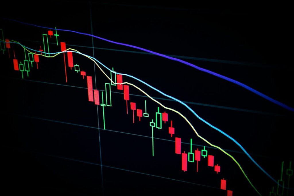 Financial market chart representing bond yields across maturities